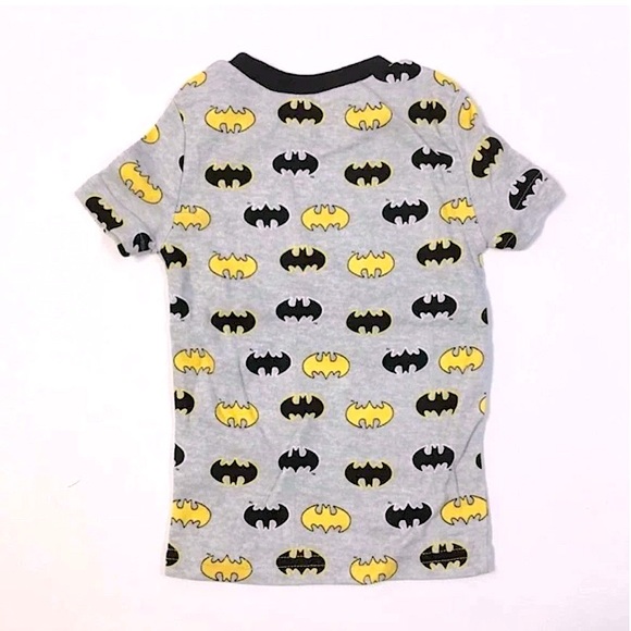 Batman 2 Piece Pajama Set - Pants and Short Sleeve Shirt, Toddler Size 2T. - Picture 6 of 7